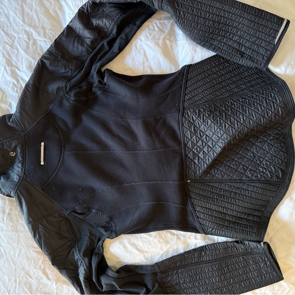 lululemon jacket - Picture 3 of 3